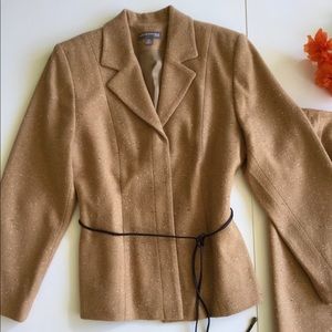 Vintage Tweed Skirt Suit Jacket & Skirt With Belt Tan 8P